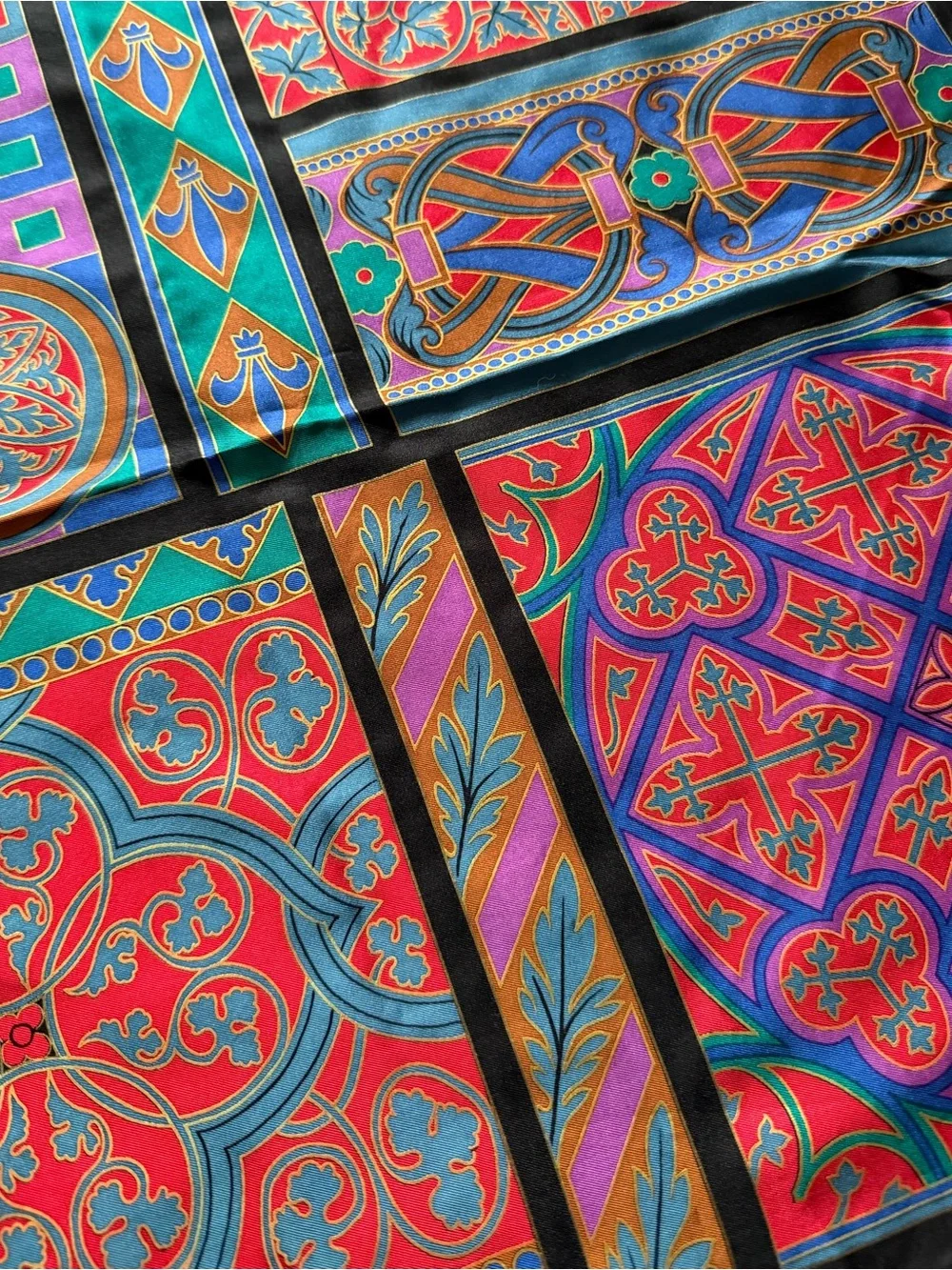 Museum Fine Arts Boston Byzantine Mosaic Pattern Hand Rolled Silk Scarf Sqr 34”
